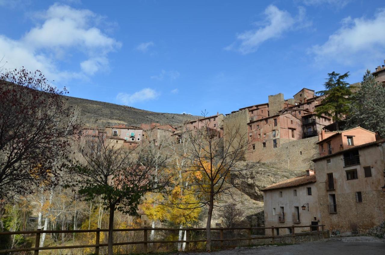 Portal De Molina 1 - Piso Acogedor En El Caso Historico De Albarracin Apartment Luaran gambar