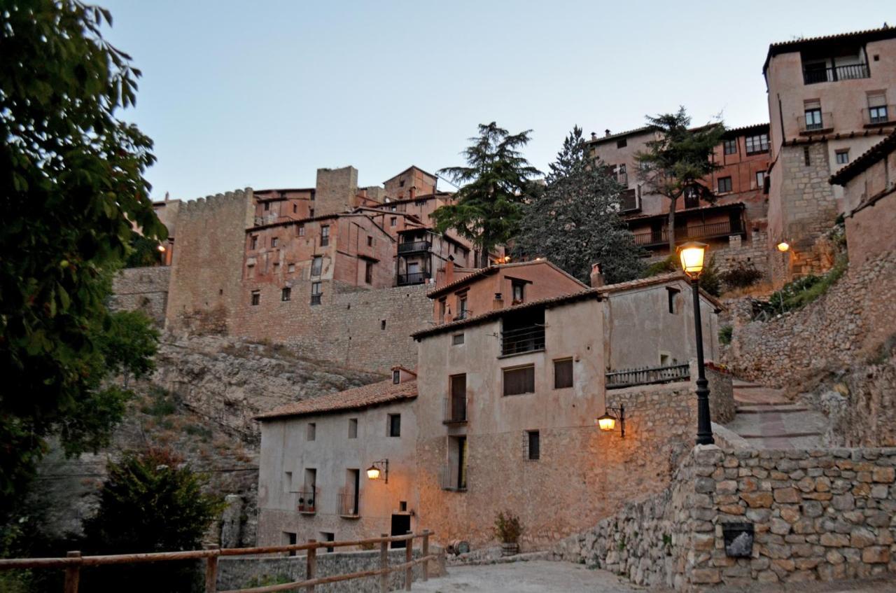 Portal De Molina 1 - Piso Acogedor En El Caso Historico De Albarracin Apartment Luaran gambar